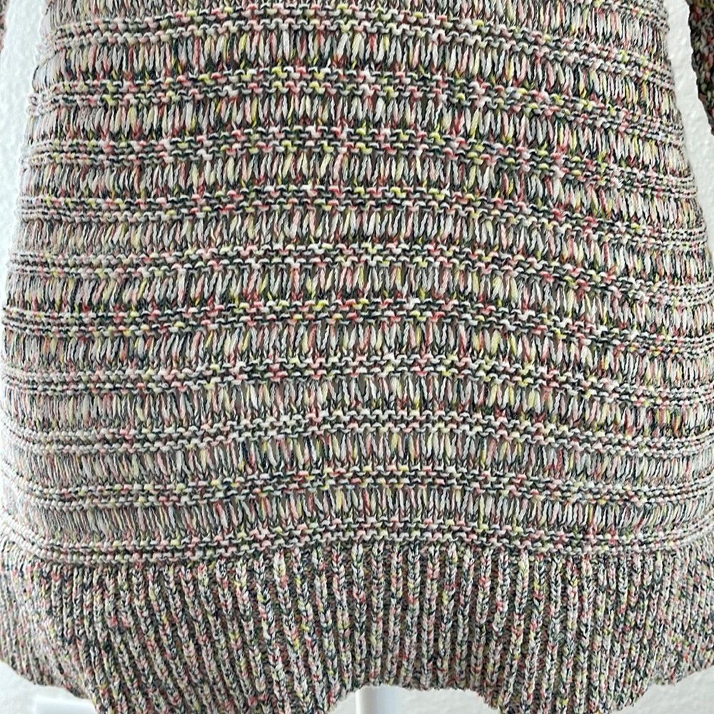 Multi color sweater… Great for Fall - Picture 5 of 8